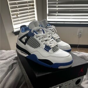 Retro 4 Jordans